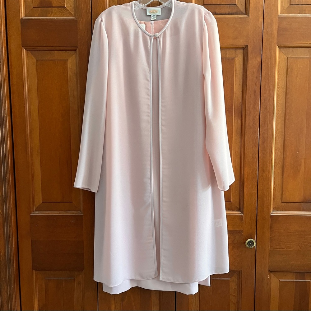 Talbots size 14 sheath dress with matching jacket pale pink